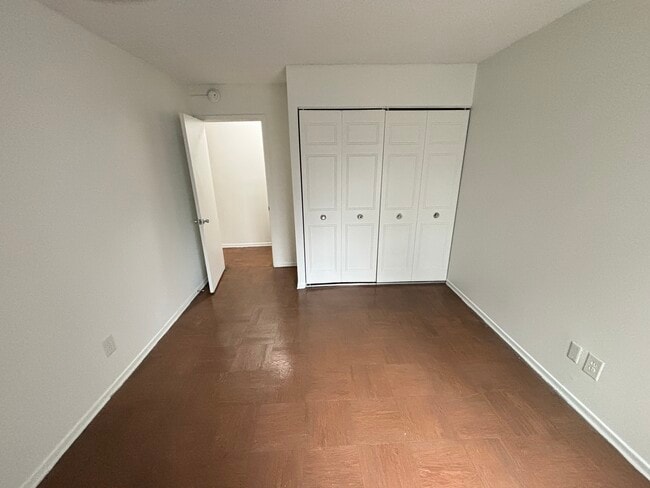 Foto del edificio - Brent Place