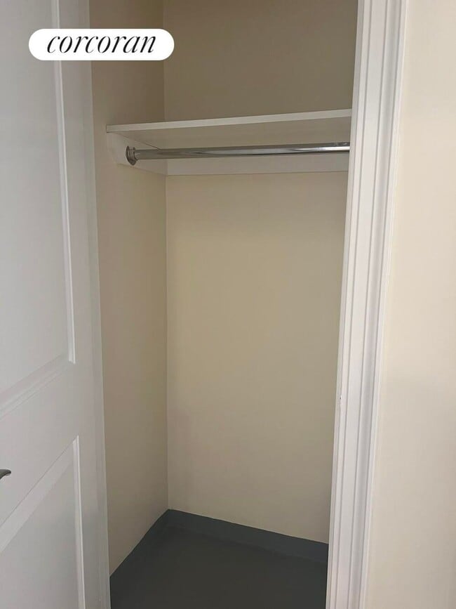 Foto del edificio - 210 E 68th St