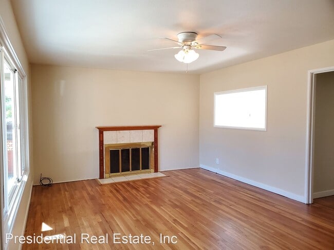 Building Photo - 2 br, 1 bath House - 195 S Claremont Ave