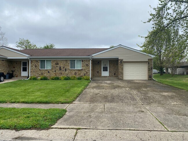 front view - 1035 Pine St