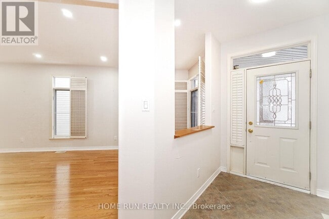 Photo du bâtiment - 15 Evanshen Crescent