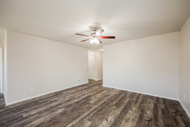 Building Photo - 9721 Marbach Brk