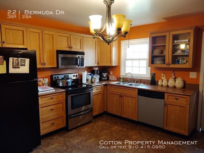 Building Photo - 3BR/2BA - 1,350/month - *Pet Friendly*