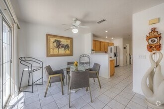 Building Photo - 825 Radiant Star St