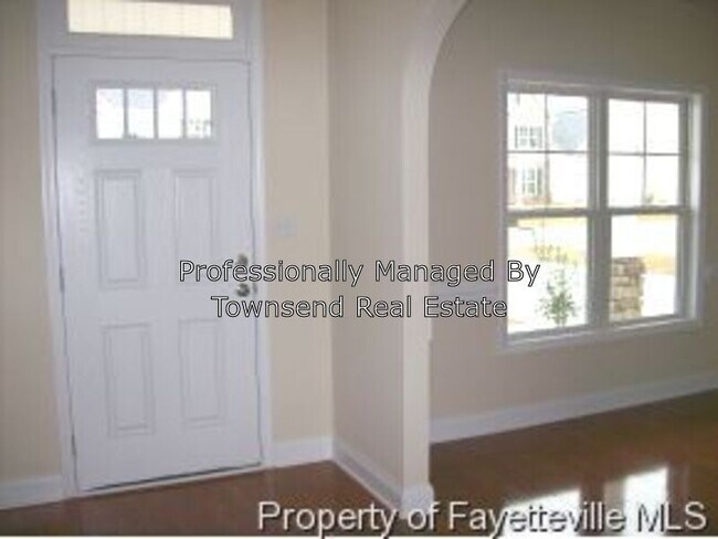 Foto del edificio - 3520 Castlefield Ln