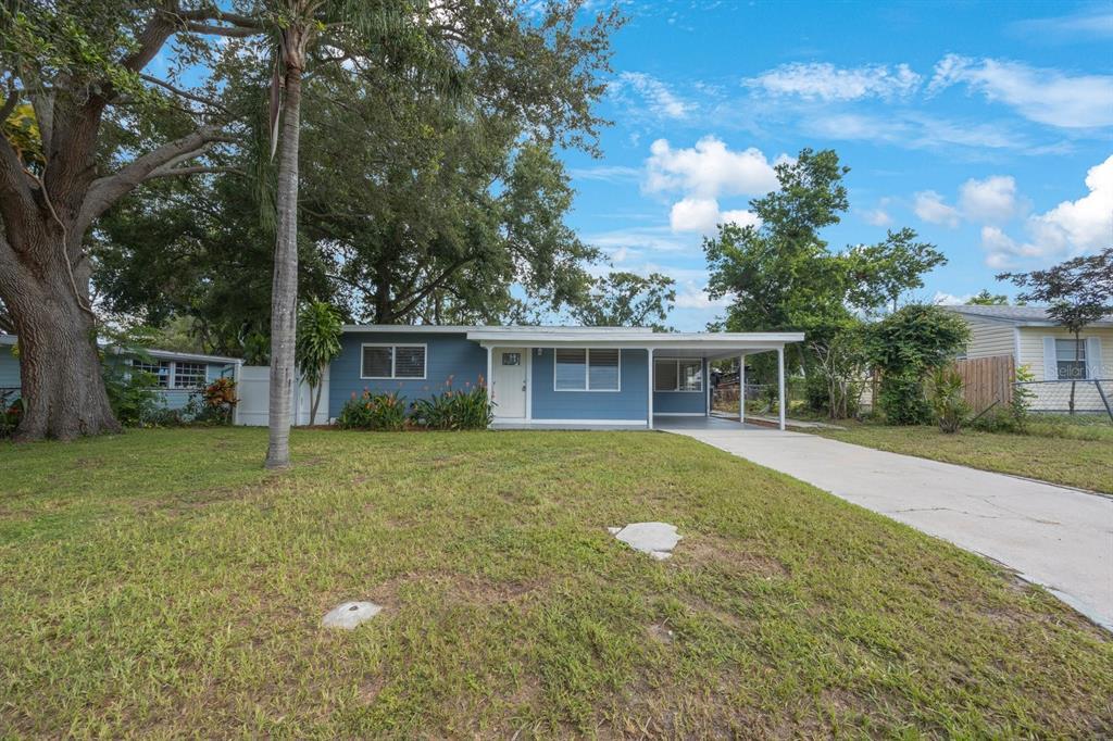 Foto principal - 5481 47th Ave N