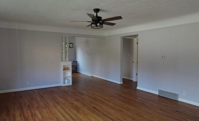 Foto del edificio - 4924 Kelsch Ln