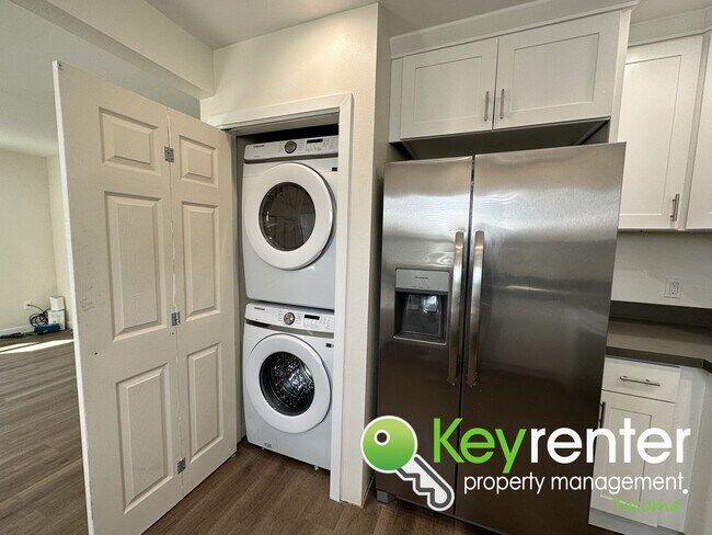 Foto del edificio - Astonishing 4Bed/2.5Bath Tacoma Home