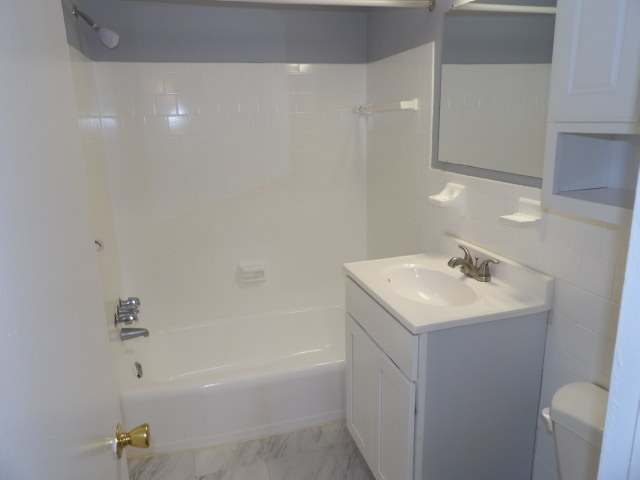 Gorgeous new bathroom - Wilson Towers Apartments