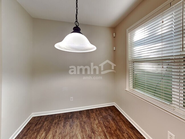 Foto del edificio - 5 Horseshoe Ln