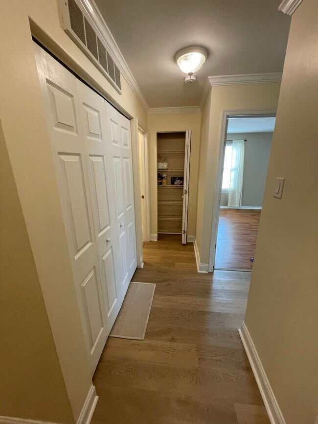 Foto del edificio - 1 Bridgewater Dr