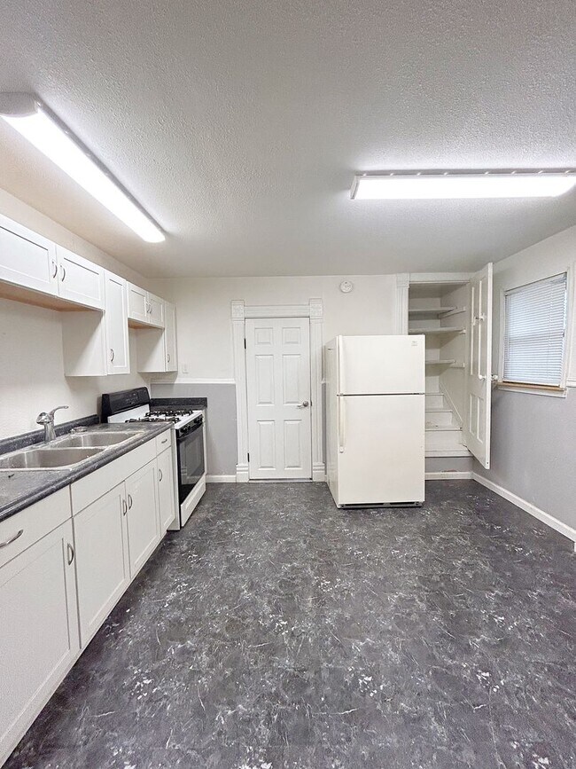 Foto del edificio - Linwood Corner