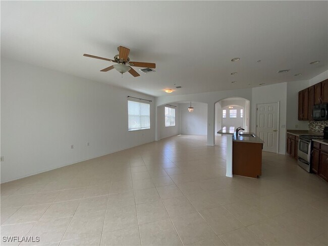 Foto del edificio - 14726 Calusa Palms Dr