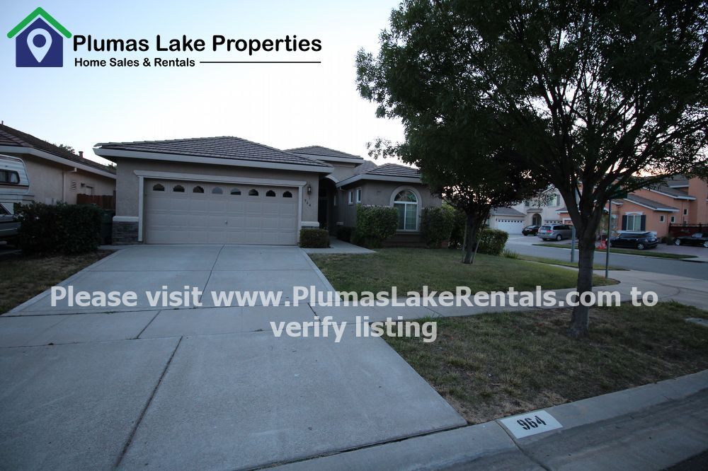 Primary Photo - South Plumas Lake Home Available SOON
