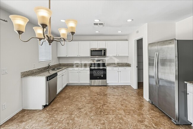 Foto del edificio - 13277 W Gelding Cir