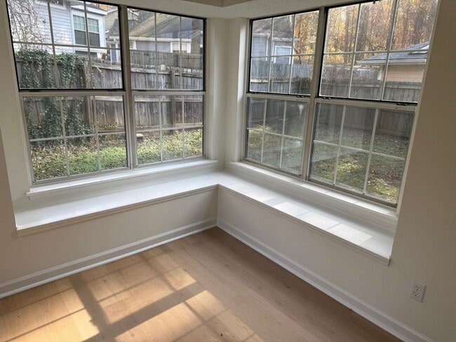 Building Photo - Available