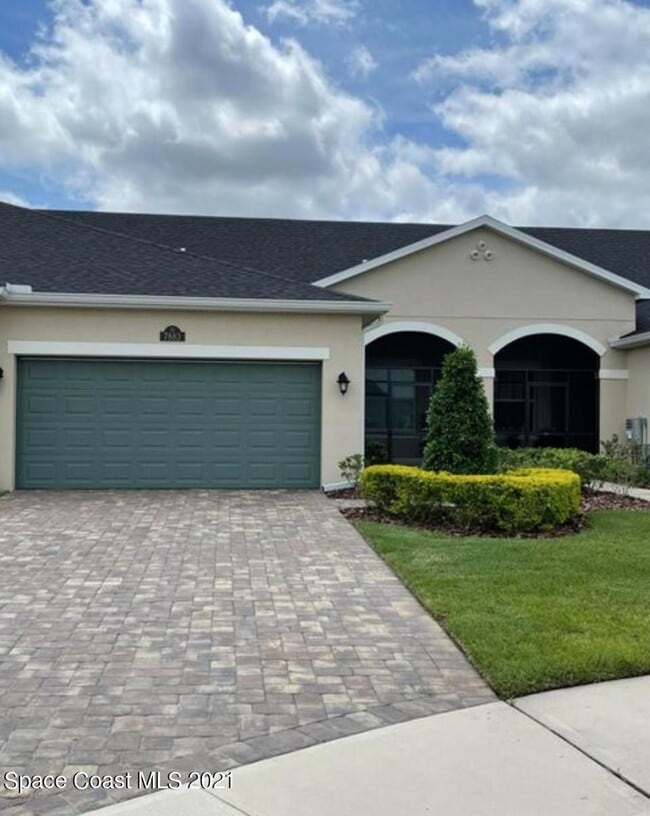 Building Photo - 7883 Loren Cove Dr