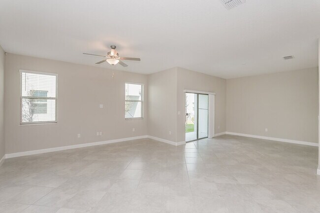 Foto del edificio - 17520 Radiant Shine Wy