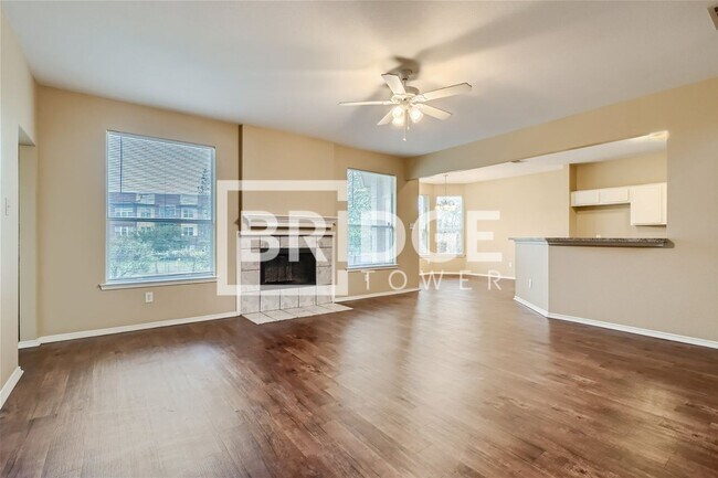 Foto del edificio - 3801 Remington Ct