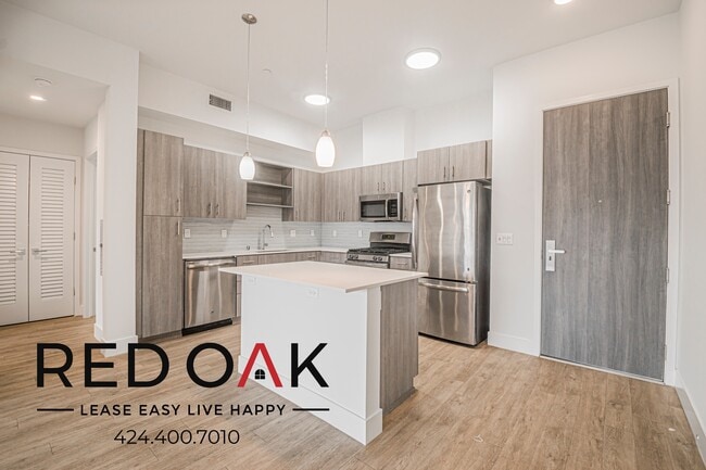 Foto del edificio - 1331 W 7th St