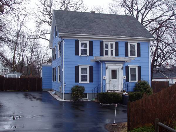Front - 138 Federal St