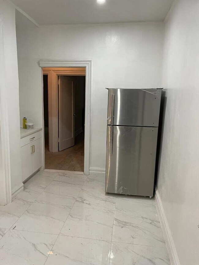 Foto del edificio - 52 Avenue V