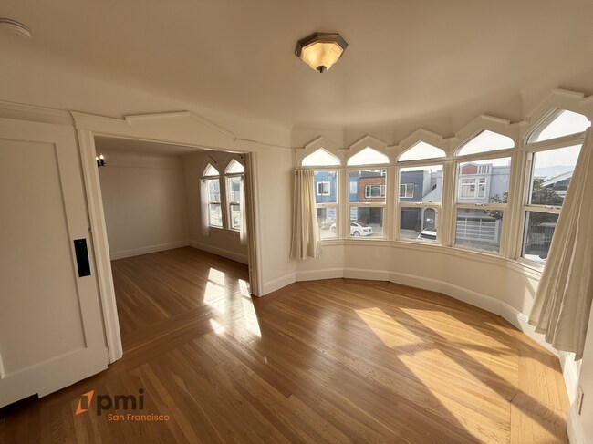 Building Photo - 2 Bd / 1 Ba Hillside Castle with Parking, Yard & Scenic Views