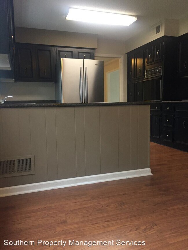 Foto del edificio - 4 br, 2.5 bath House - 214 Oak Leaf Dr
