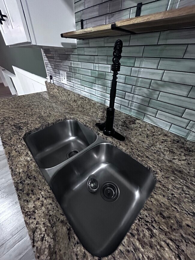 Foto del edificio - 11570 Dunes Way Dr N