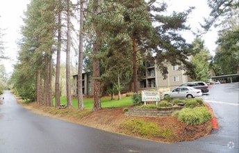 Building Photo - 2680 SW 87th Ave