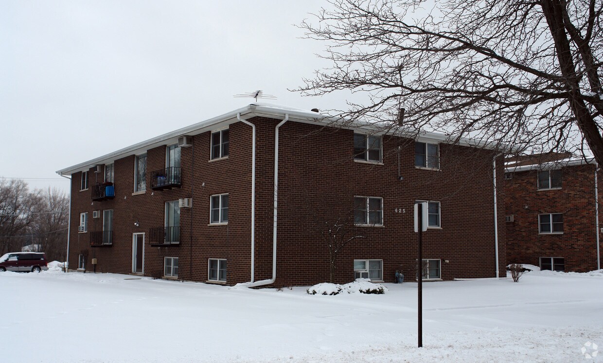 Primary Photo - 625 E 3rd St
