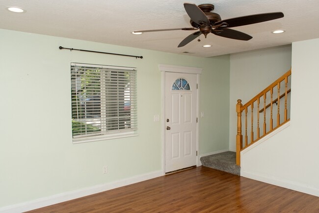 Building Photo - 97 Penhurst Pl