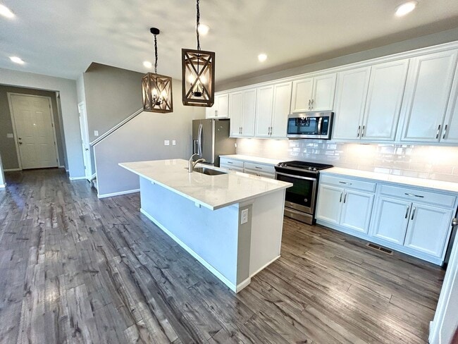 Photo - Better Than New! Stunning 4-year old Home Corner End-Unit with High-End Finishes