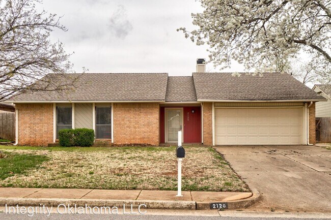 Building Photo - 3 br, 2 bath House - 2120 Shorewood Ln.