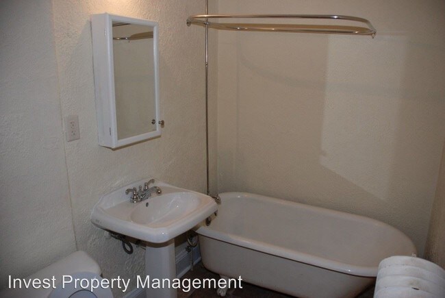 Foto del edificio - 682 S Robert St