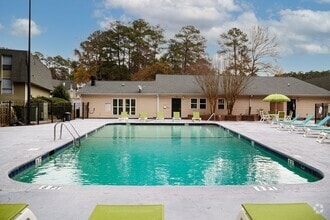 Building Photo - Peachtree Place