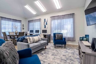 Building Photo - Piedmont Pointe