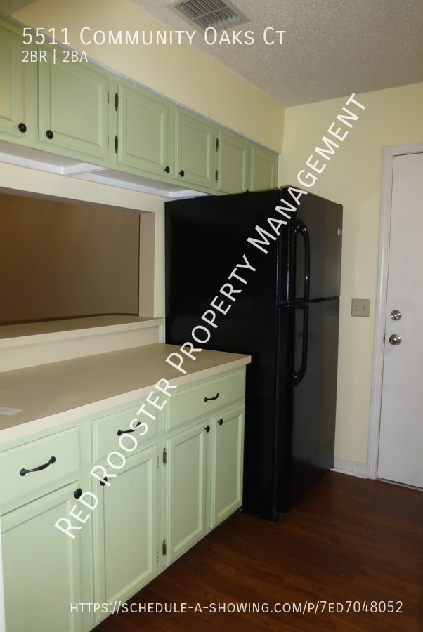 Building Photo - 5511 Community Oaks Ct