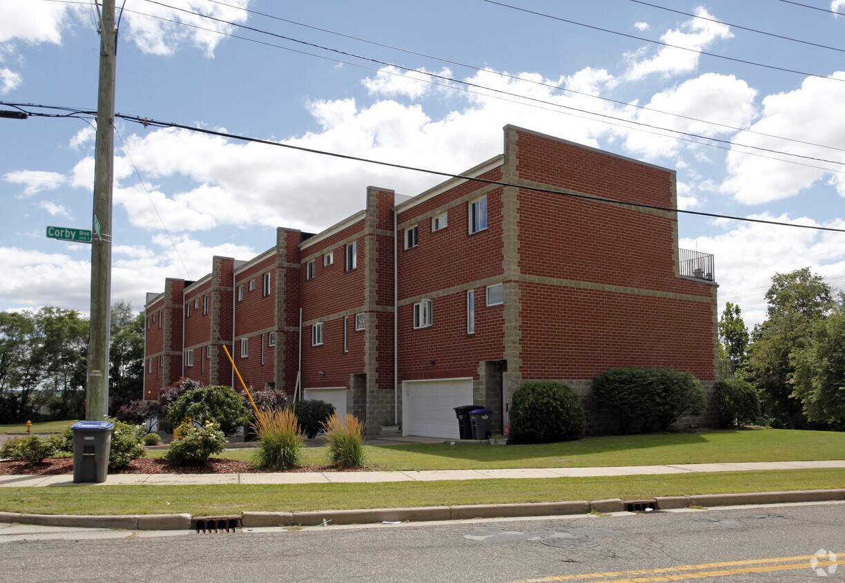 Foto del edificio - 820 Niles Ave