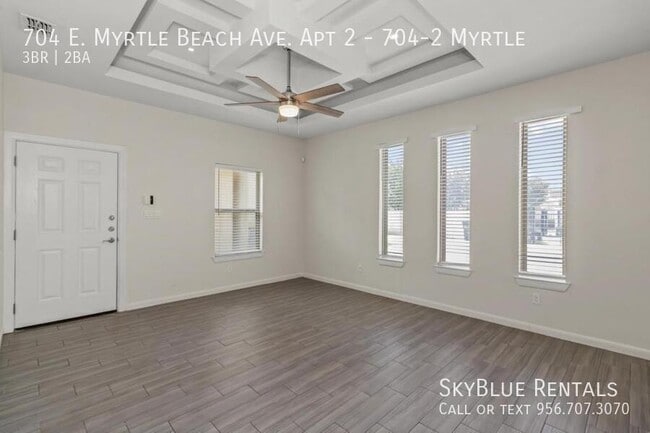 Foto del edificio - 704 E Myrtle Beach Ave