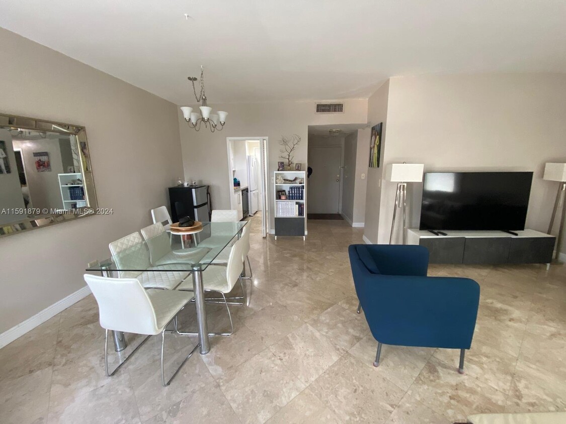 Foto principal - 700 Biltmore Way