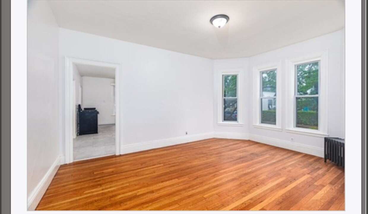 Primary Photo - 436 Summer St