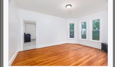 Building Photo - 436 Summer St