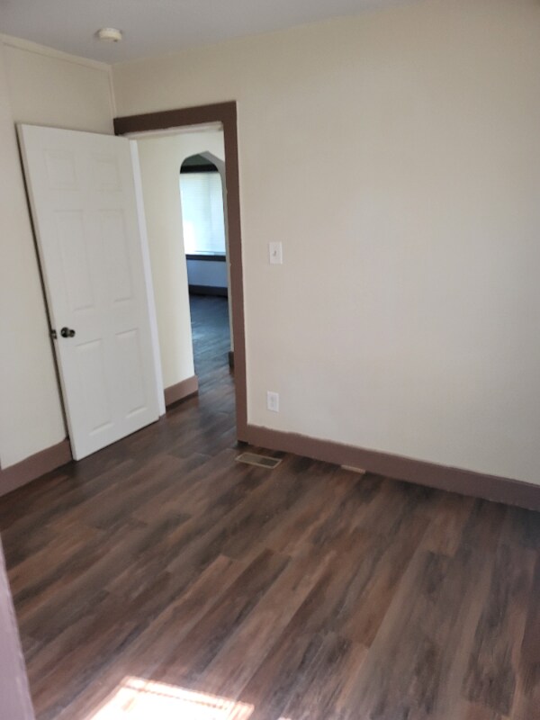 Foto del edificio - 2027 Hatch Ave