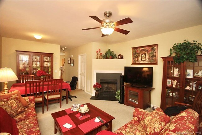 Building Photo - 11 Great Oak Ridge Way