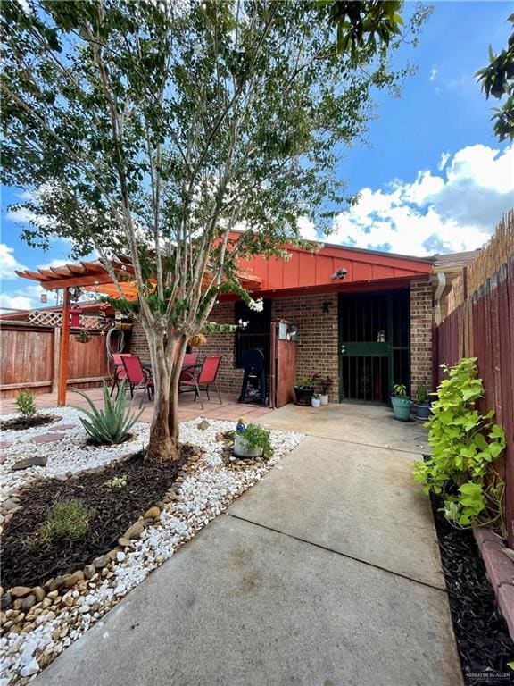 Foto principal - 4001 Beech Ave