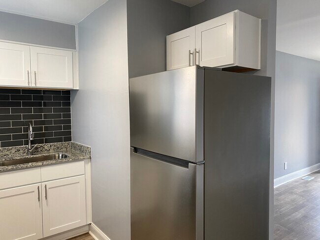 Foto del edificio - Park Creek Apartments