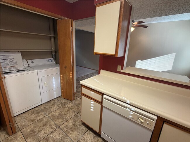 Foto del edificio - 460 N Garrett St