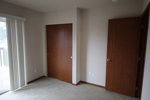 Foto del edificio - 5825 Lowell Rd