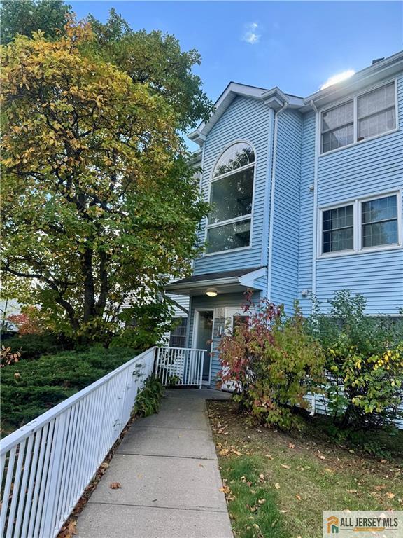 Building Photo - 826 Edpas Rd